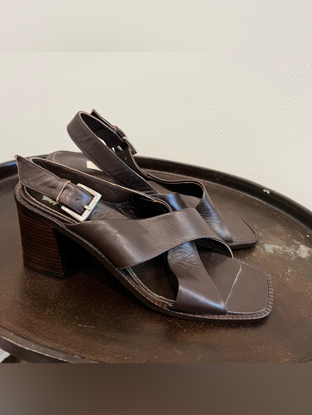 GUESS Dark Brown Genuine Leather Crisscross Block Heel Sandals size 7 - Picture 7 of 14